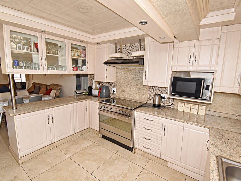 4-Bedroom Home in a Secure Estate - Photo 9