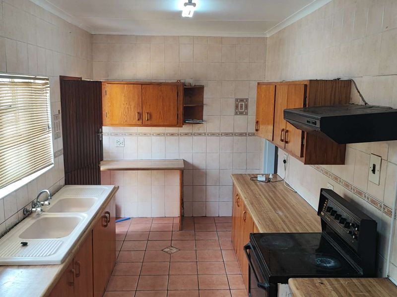 come view your next home - Photo 5