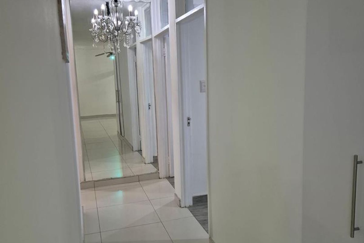 2 Bedroom modern Unit for Rent - Photo 4