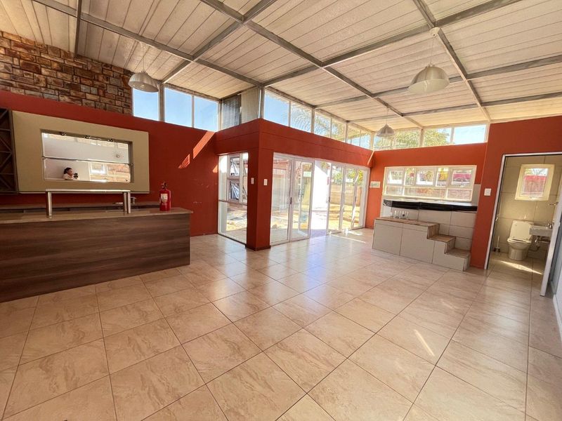 Stunning house for sale in old Academia - Photo 4