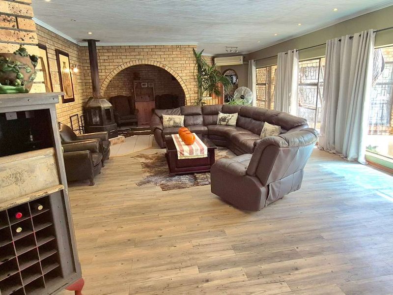 Upper Pellissier, upmarket house for sale - Photo 5