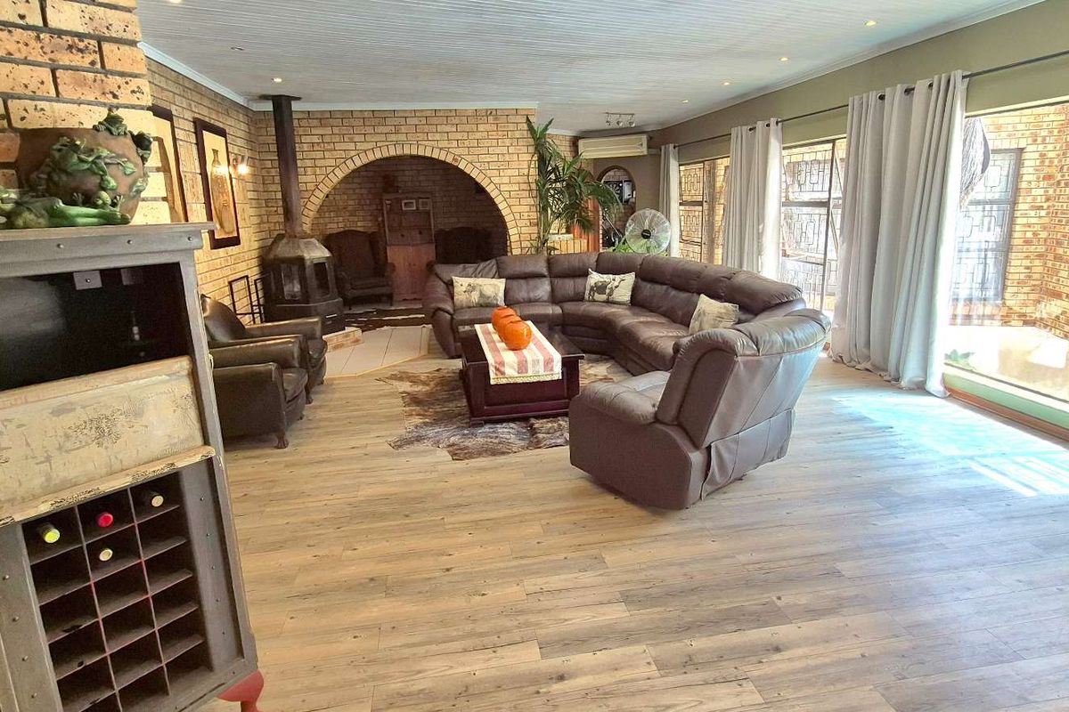 Upper Pellissier, upmarket house for sale - Photo 5