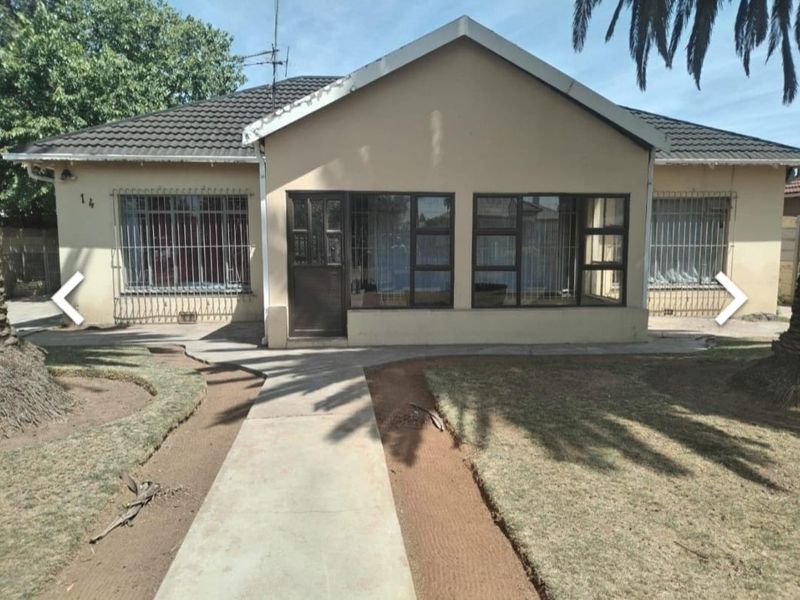 3 Bedroom house in New Modder - Photo 6