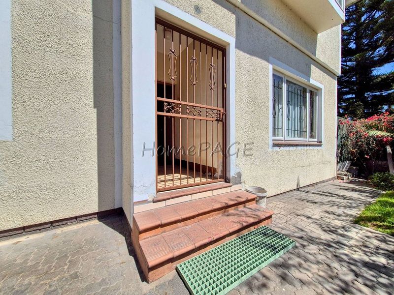 Lagoon, Walvis Bay:  Large Double Storey Home is for Sale - Photo 3