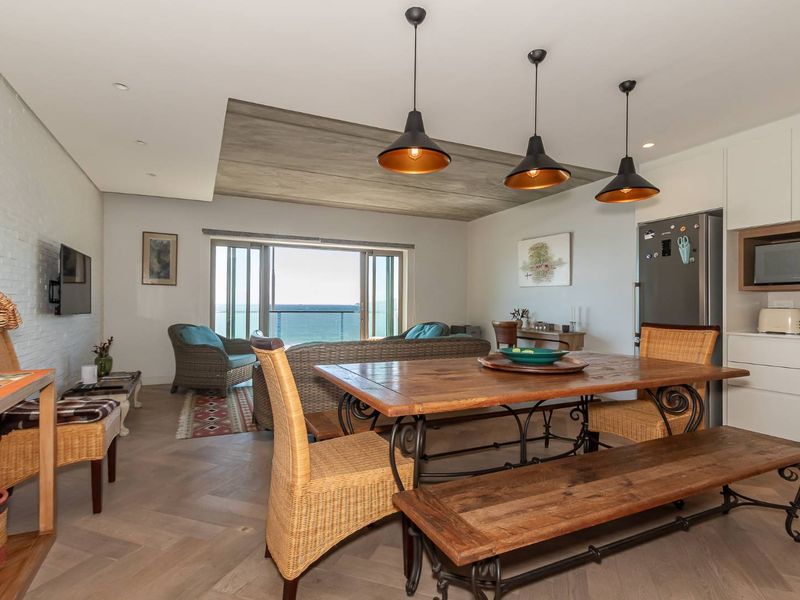 Modern Upmarket Coastal Living with Spectacular Ocean Views - Photo 6