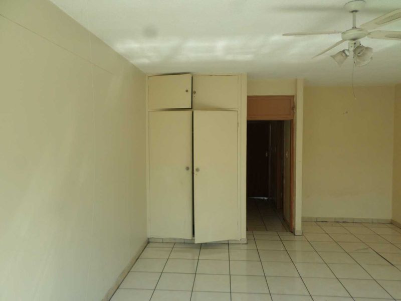 A BACHELOR FLAT TO RENT IN PRETORIA CENTRAL - Photo 9