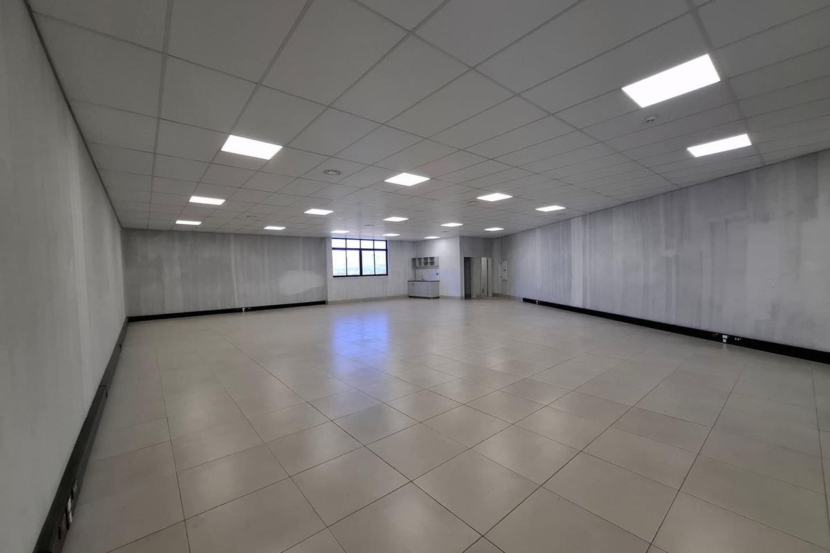 FOR RENT | FIRST FLOOR – OFFICE / MEDICAL SUITE | KLEINE KUPPE - Photo 5