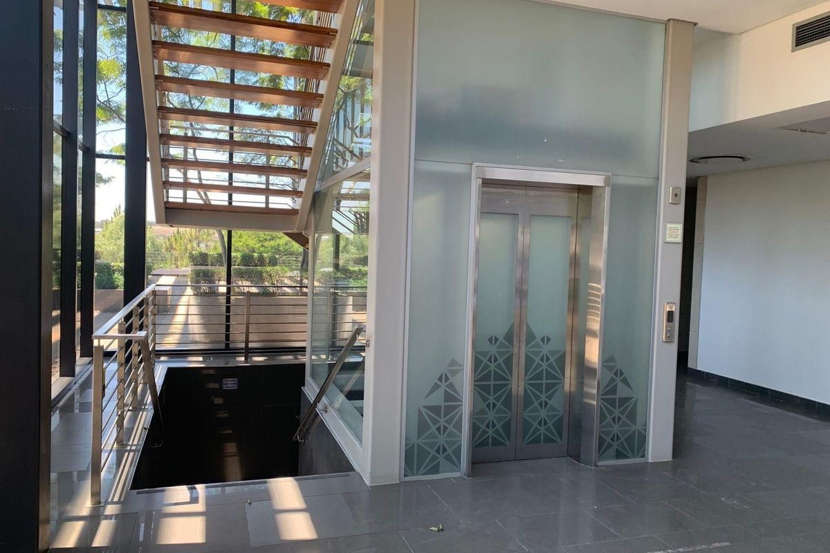 781m2 Woodmead North Offices To Let - Photo 5