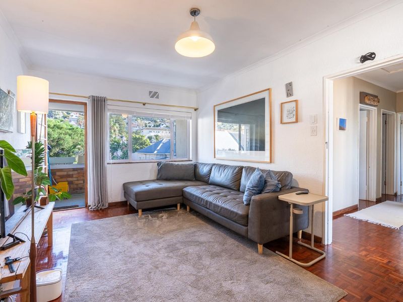 Fall in Love with Tamboerskloof – Cozy, Stylish & Perfectly Positioned - Photo 4