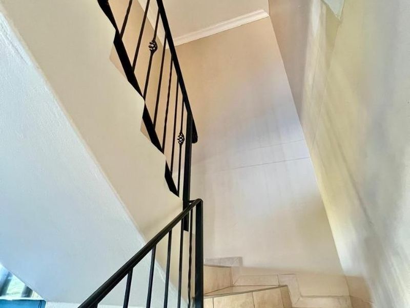 Exclusive Address in The Wolds-Luxury Security Complex Living - Photo 8