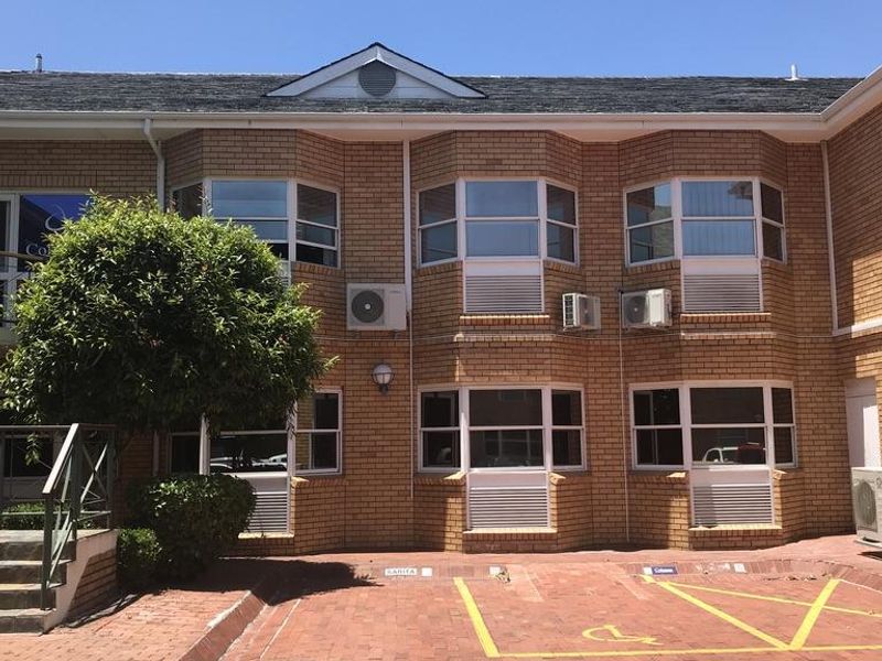 Strategic Office Location Near Howard Centre - Photo 10