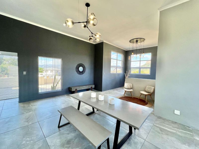 OPPORTUNITY KNOCKS IN JOHANNESDAL - Photo 4