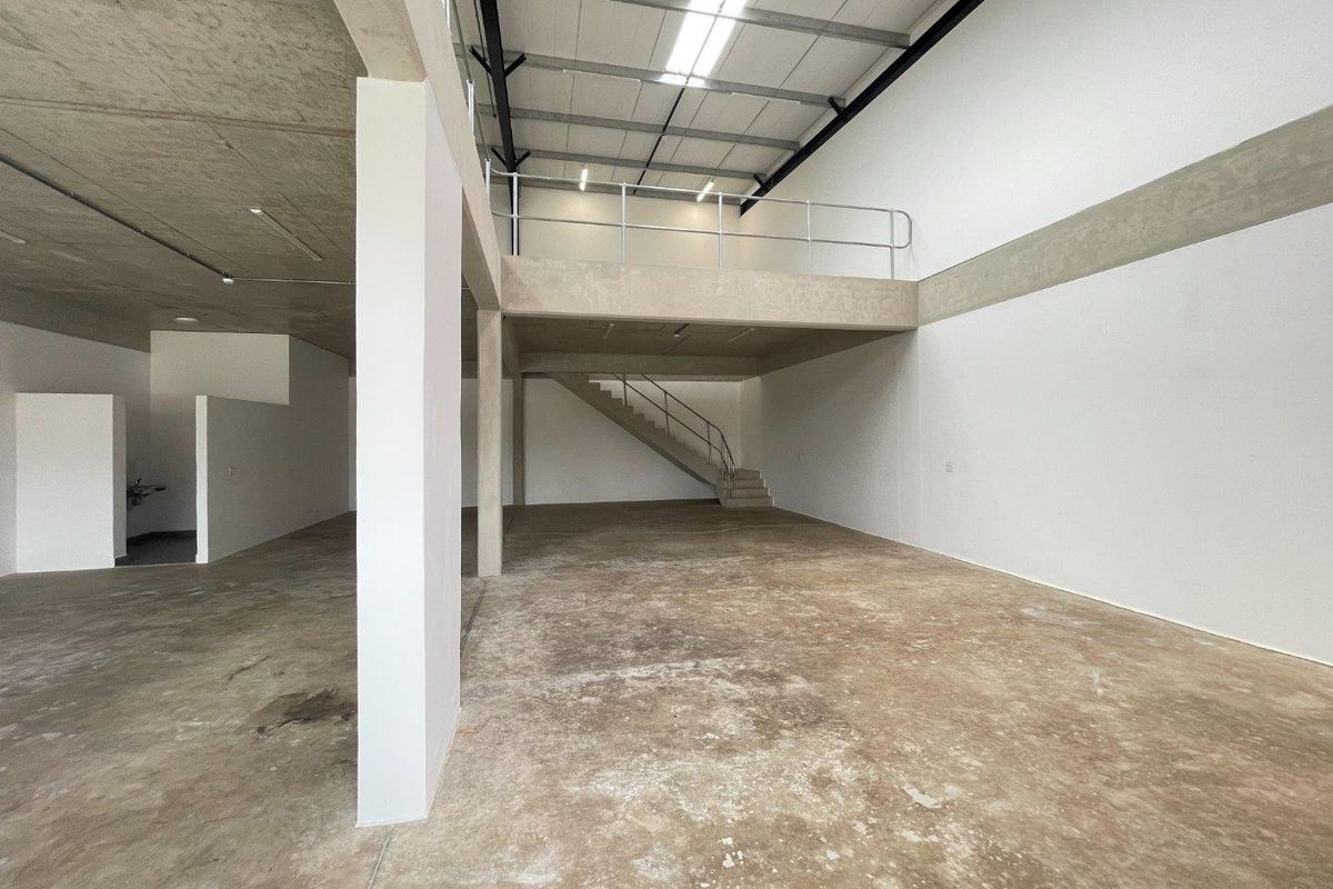 Modern Warehouse / Light Industrial Unit To Let – Innovation Park, Glen Anil - Photo 4