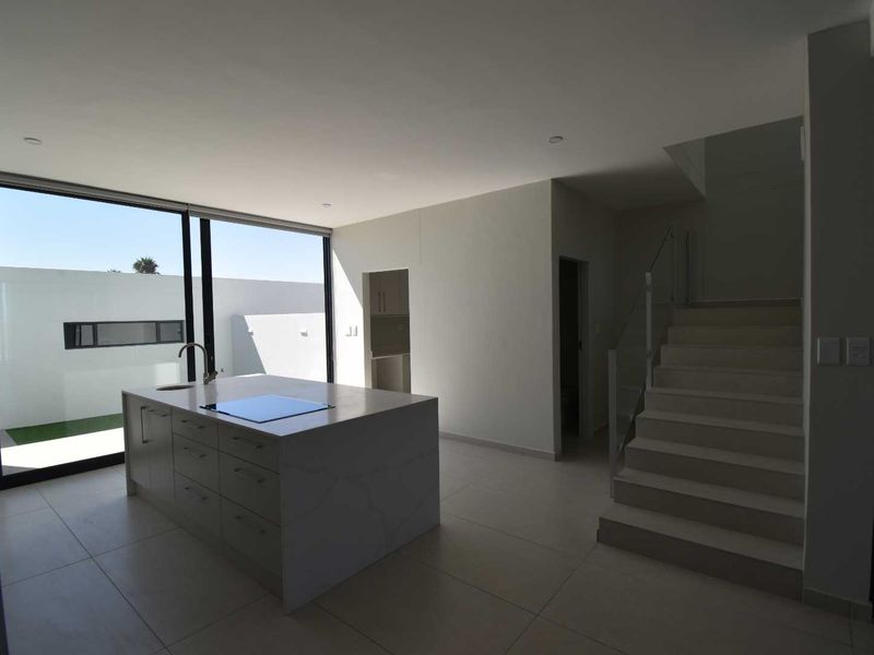 Wake Up to the Waves - Photo 7