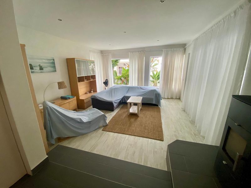 FOR SALE - SPACIOUS 3 BEDROOM TOWNHOUSE IN VOGELSTRAND , SWAKOPMUND, NAMIBIA - Photo 5