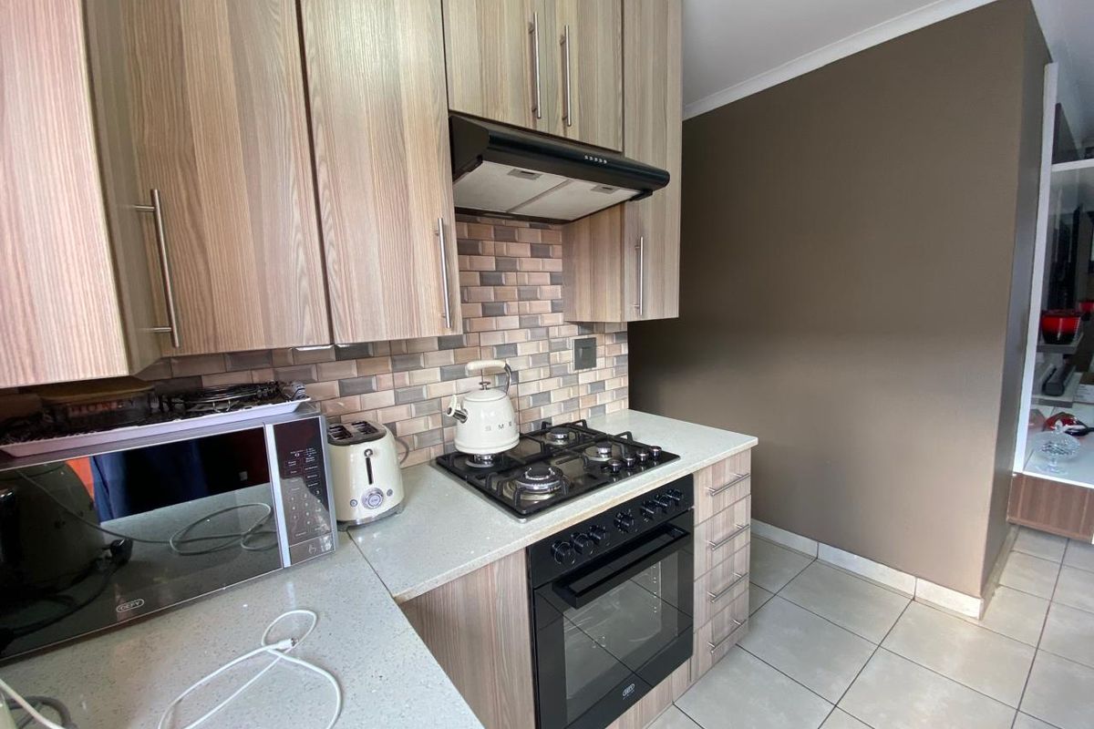 3 Bedroom House for Sale - Photo 4