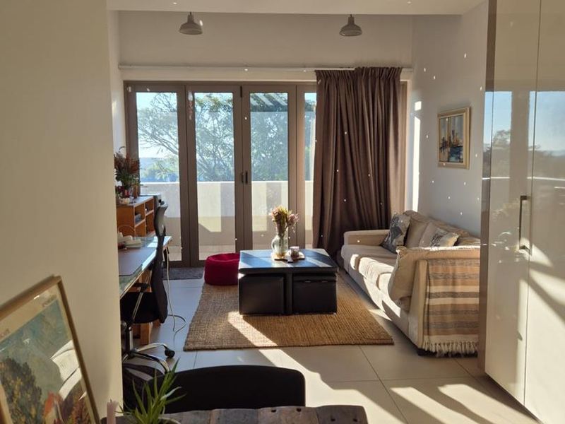 EXQUISITE 1 BEDROOM LOFT APARTMENT - Photo 1