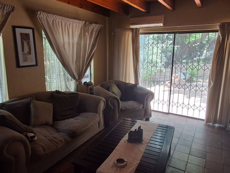 Investment Gem: Multi-Unit with Income Potential - Photo 4