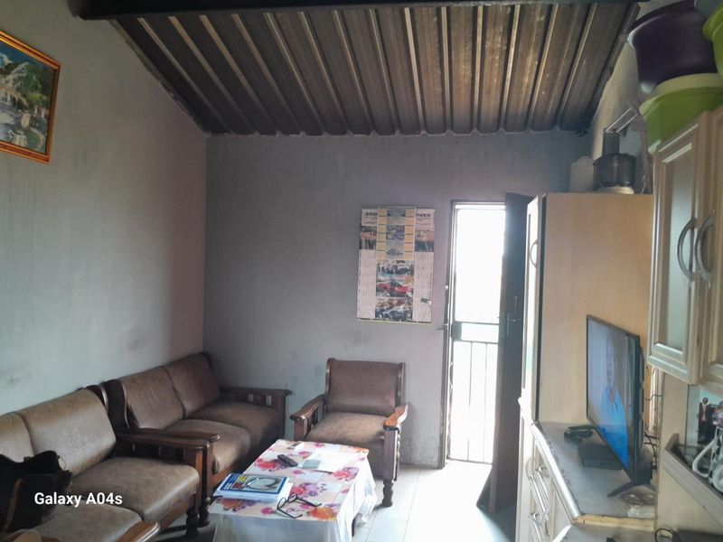 Smart 2 Bedroom RDP (neat and spacious) - Photo 6