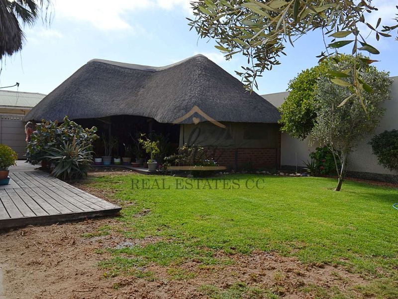 Stunning Four-Bedroom luxurious Home for Sale in Walvis Bay - Photo 6