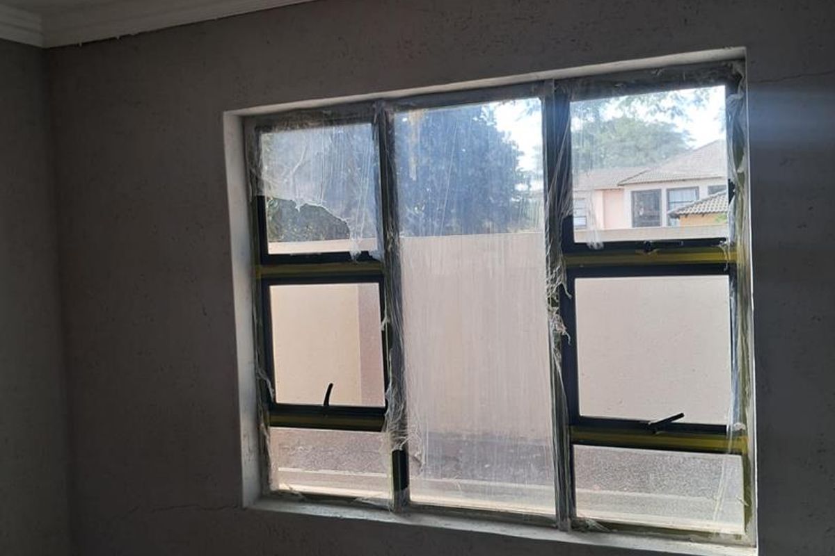 1 Bedroom Apartment To Rent in Pretoria North - Photo 5