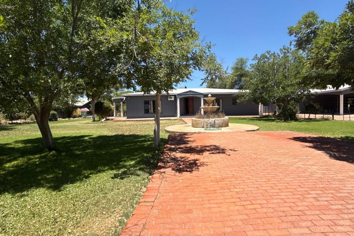 Two adjoining portions — sold together only (not sold separately). (±35 km South of Windhoek) - Photo 3