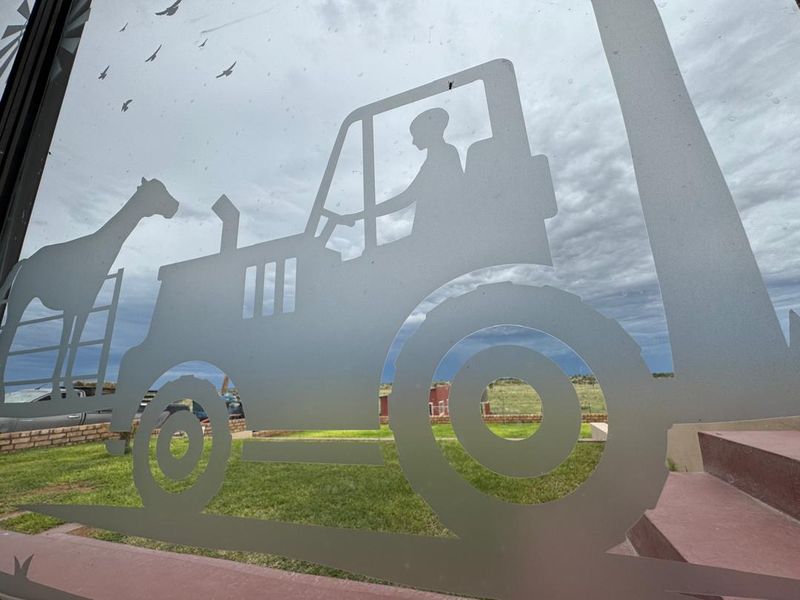 A remarkable 2300ha livestock farm just outside Outjo, offering exceptional potential for serious farmers and investors. - Photo 3