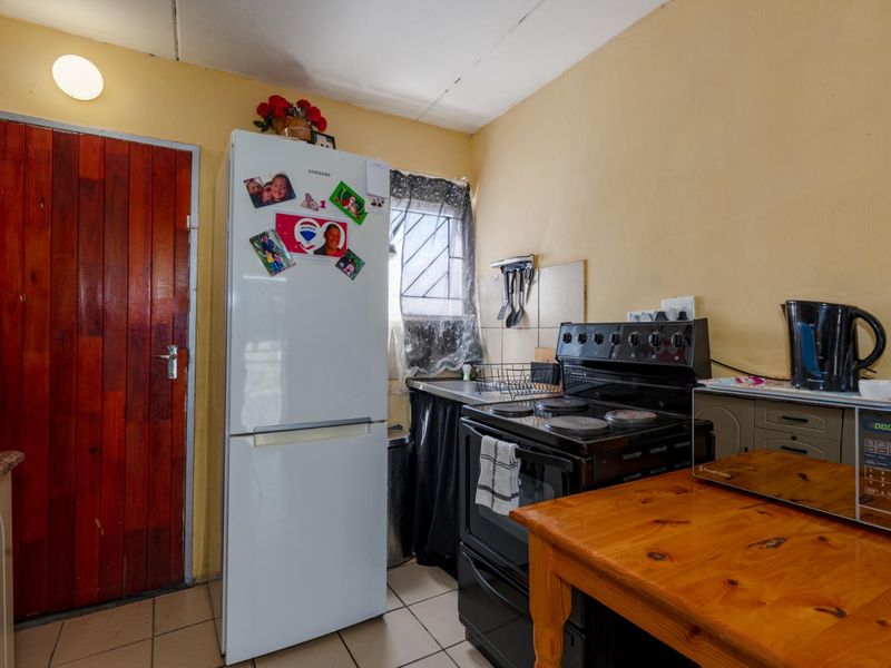 2 Bedroom Property Available in Delft - Photo 6