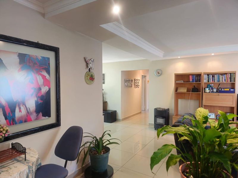 Modern Sandstone Home – Secure, Spacious & Family-Friendly - Photo 3