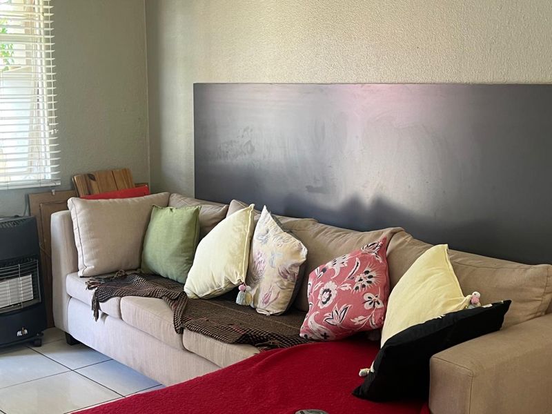 This lock up and go unit is up for grabs in a lovely 24 security complex - Photo 10