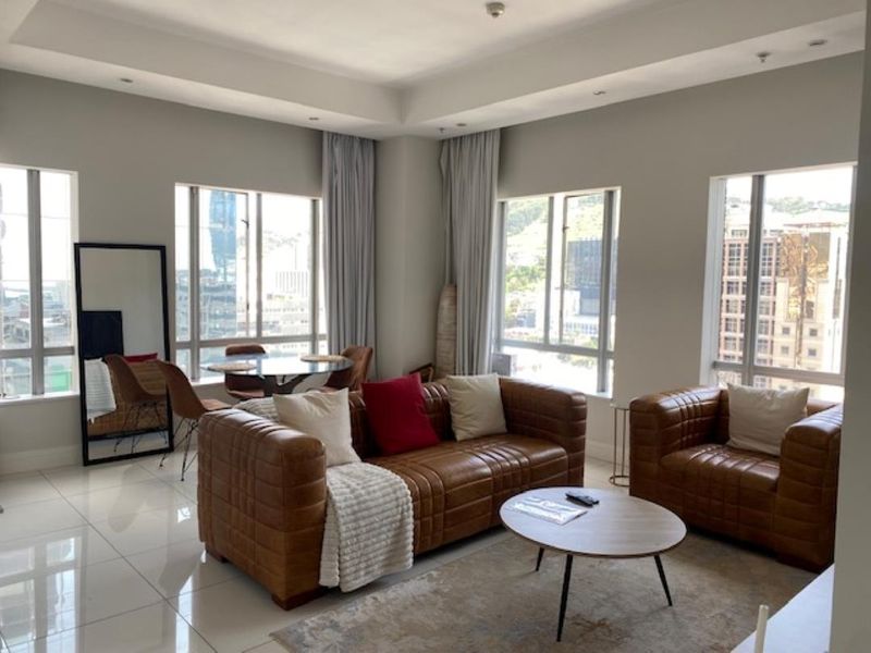 Elegant 2-Bedroom Apartment with Panoramic City Views - Photo 10