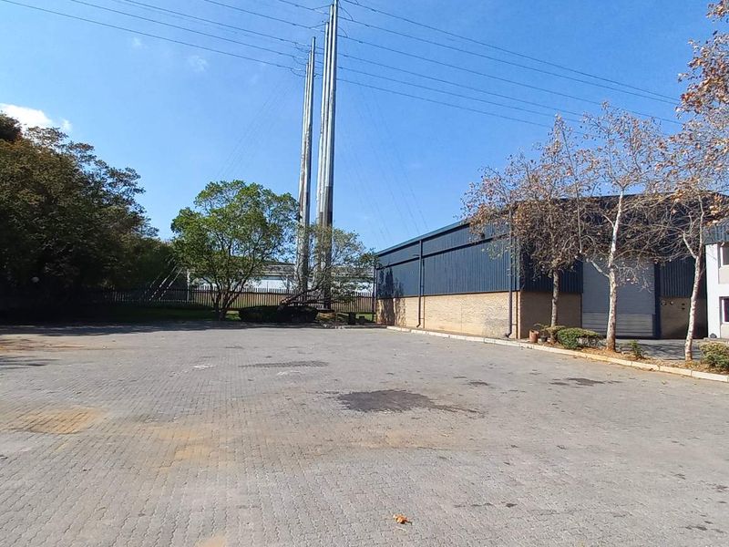 1,008m2 Industrial Warehouse To Let in Isando Business Park | Isando - Photo 8