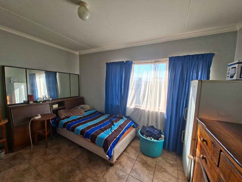 Dual Living, Double the Charm! 🏡 - Photo 3