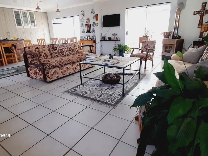 House for sale in  Palmiet Kleinmond - Photo 6