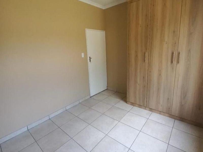 3Bed, 2Bath Townhouse - Photo 10