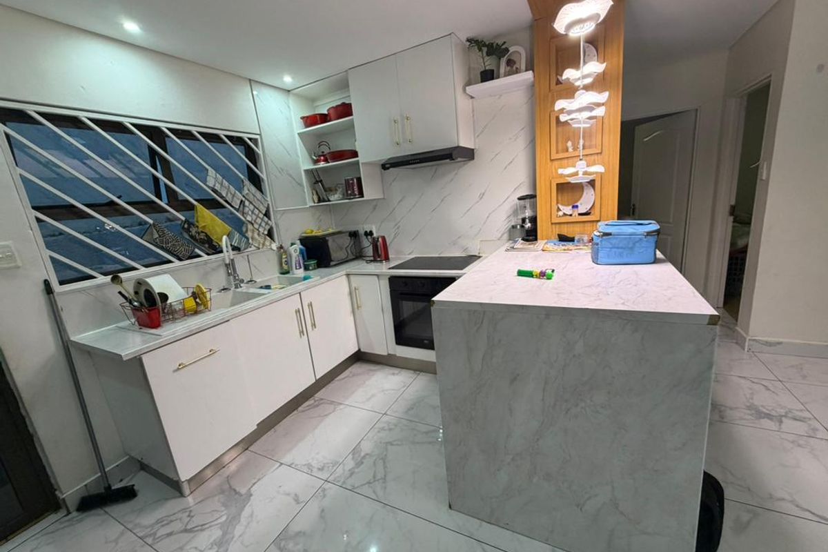 🏡 SPACIOUS 3-BEDROOM FAMILY HOME FOR SALE - KHOMASDAL, NEW EXTENSION - Photo 4