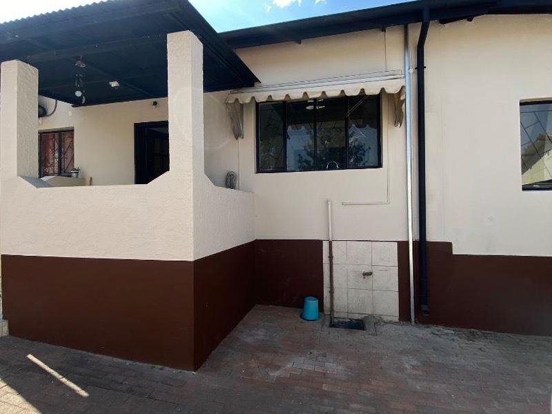 Commercial/Residential Investment Property For Sale In Windhoek west - Photo 8