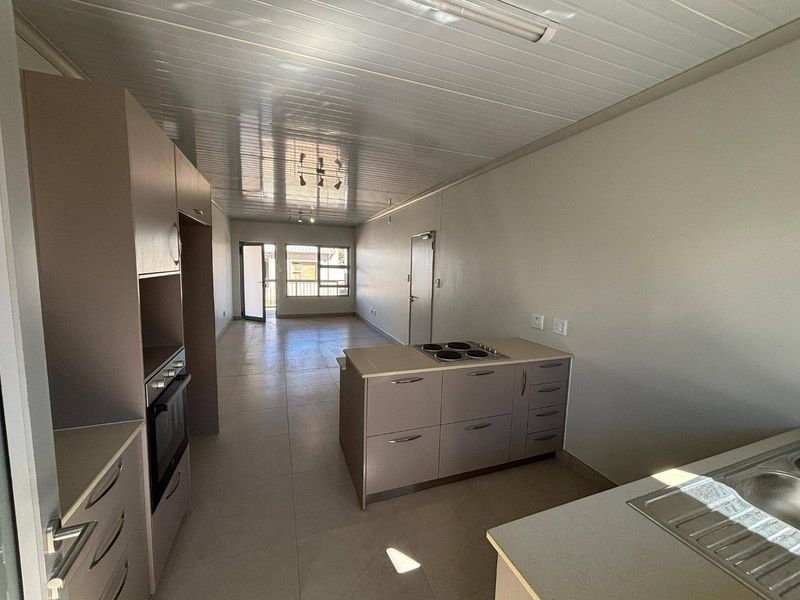 2 Bedroom Townhouse TO LET in Finkenstein Manor - Photo 4