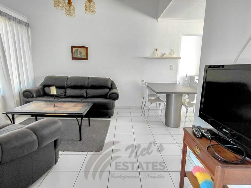 Furnished Home to Rent in Vineta, Swakopmund - Photo 2