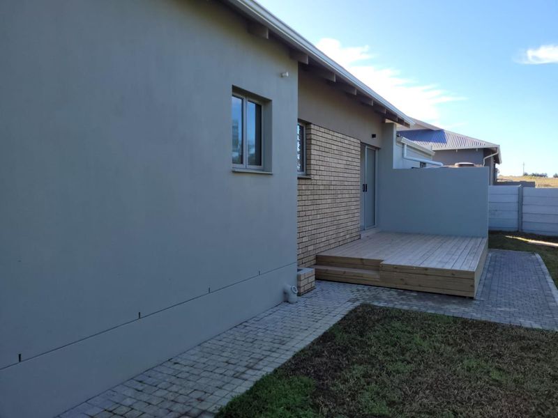 Mooikloof Country Estate 3 Bedroom House - Photo 10