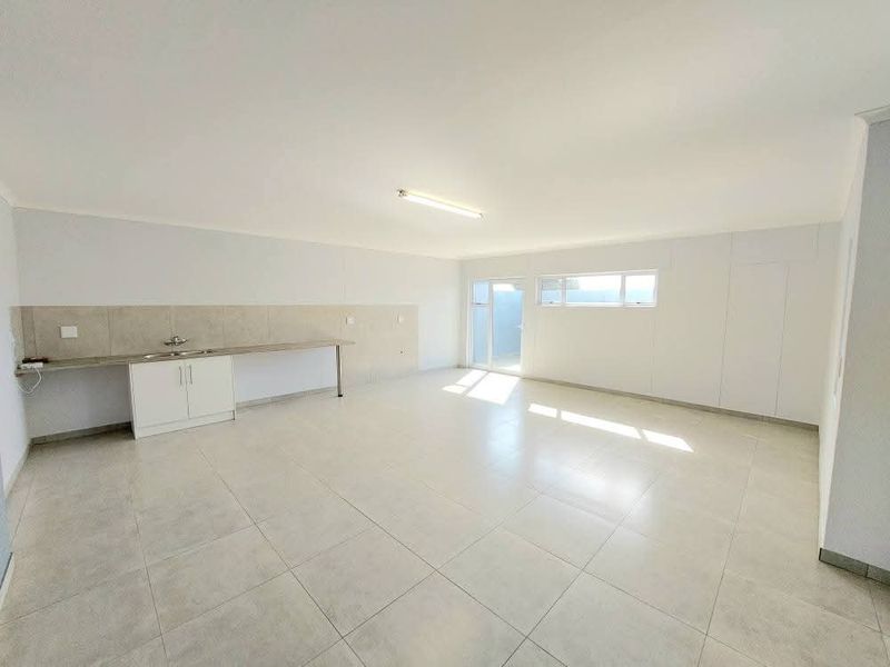 Newly Build Omdel home - Photo 4