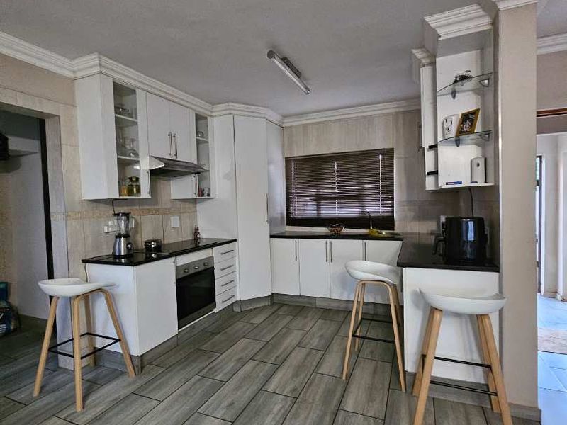 3 bedroom house in Clarina - Photo 6