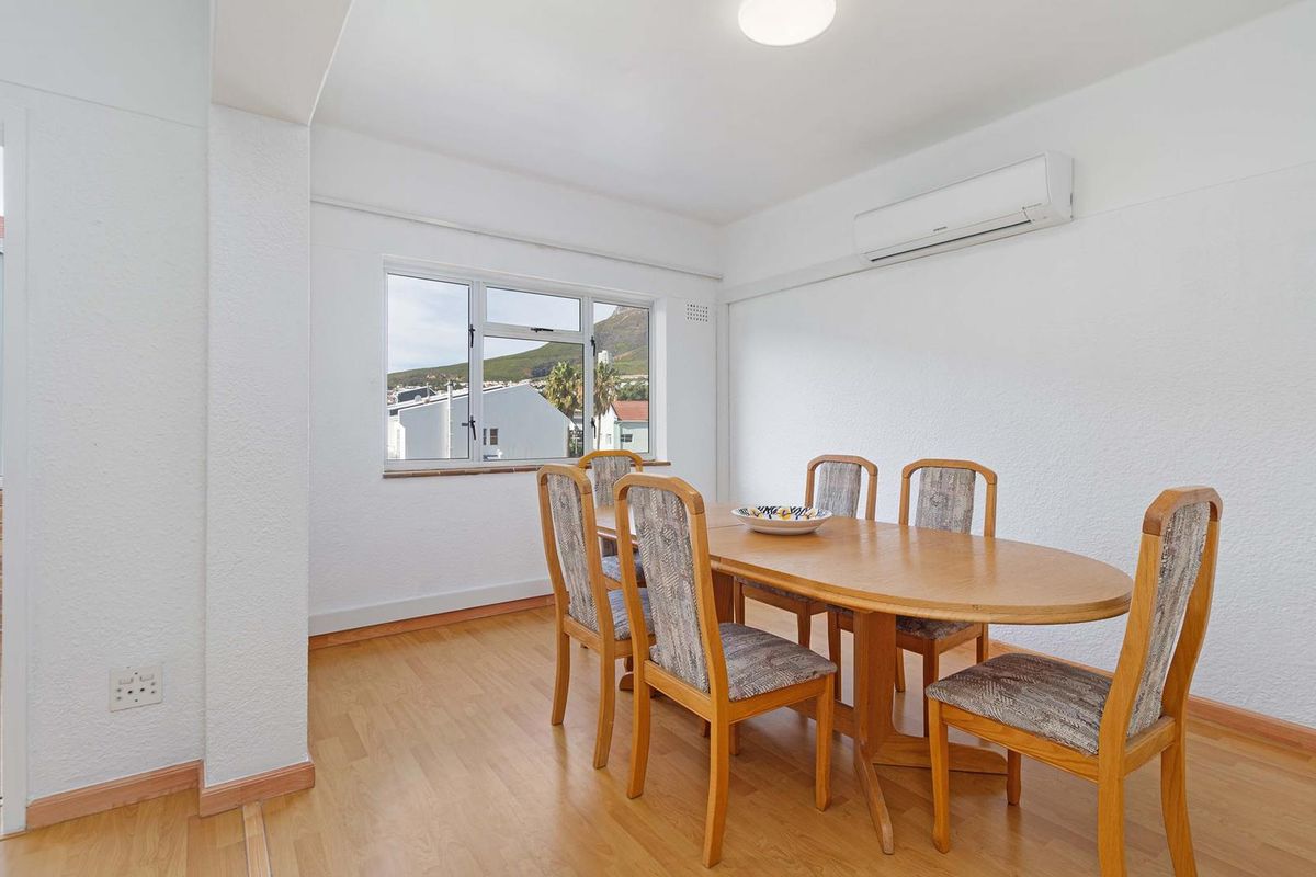 Spacious and convenient city living in Oranjezicht - Photo 3