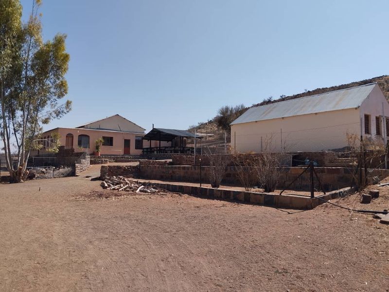 GORGEOUS TOURISM / HUNTING / LIVESTOCK FARM FOR SALE NEAR HELMERINGHAUSEN - NAMIBIA - Photo 4