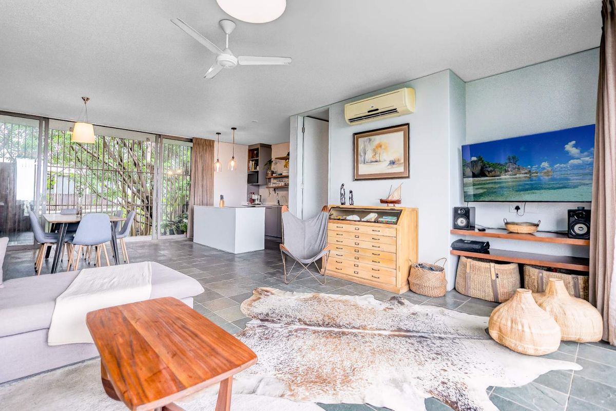 2 Bedroom Apartment with beautiful views - Photo 5
