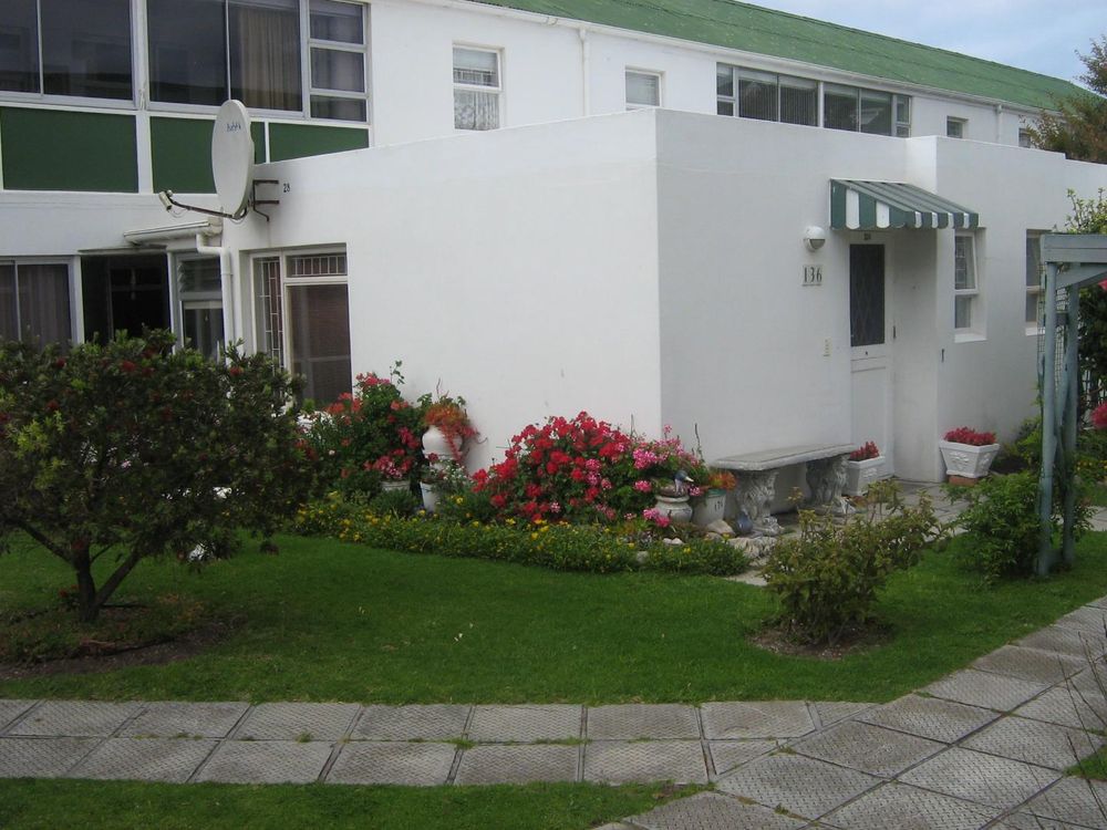 Fynbos building