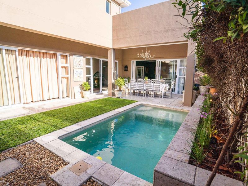 Furnished 4 Bedroom house to rent in Sunset Links. - Photo 7