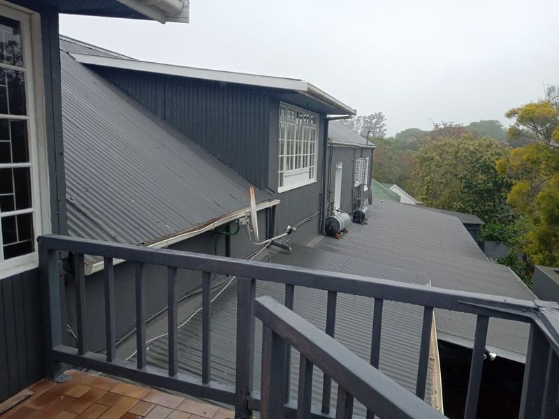 CHARM AND CHARACTER - Photo 4