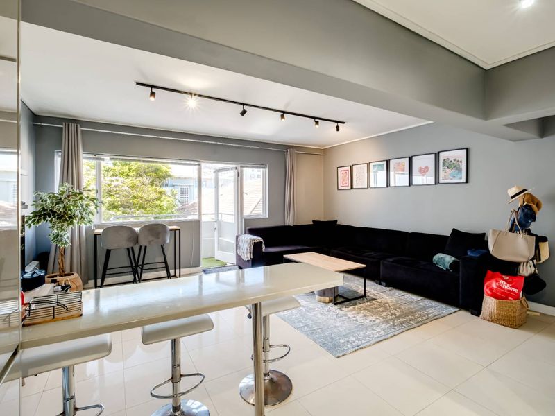 Secure and Stylish in Sea Point! - Photo 8