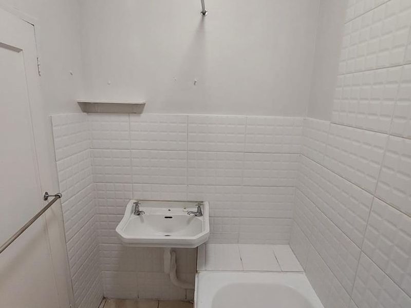 Bachelor Apartment for Rent in Mowbray - Photo 8